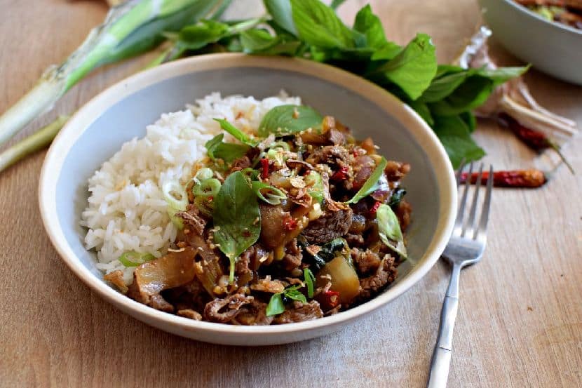 Bœuf à la thaïlandaise au citron et basilic